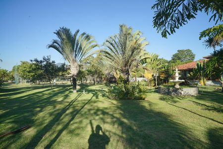 Área externa de casa de condomínio para alugar com 3 quartos, 372m² em Caxito, Maricá