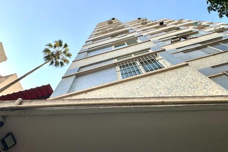 Apartamento à venda com 100m², 2 quartos e sem vaga