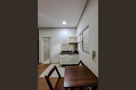 Studio para alugar com 25m², 1 quarto e sem vaga Studio para alugar com 25m², 1 quarto e sem vagaCozinha