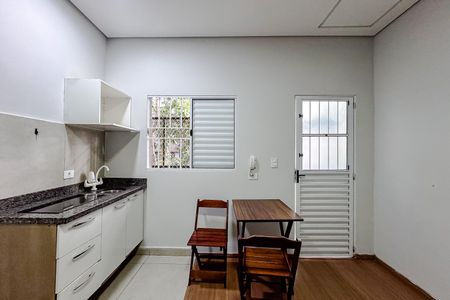 Cozinha de kitnet/studio para alugar com 1 quarto, 25m² em Mooca, São Paulo