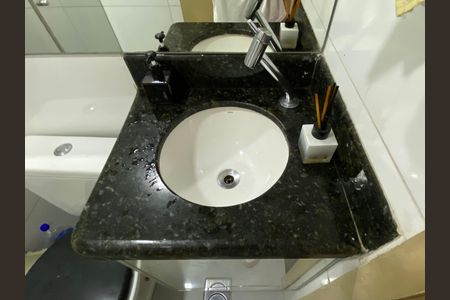 Apartamento à venda com 114m², 2 quartos e 1 vaga Apartamento à venda com 114m², 2 quartos e 1 vagaBanheiro