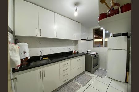 Cozinha de apartamento à venda com 2 quartos, 114m² em Chácara, Betim