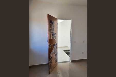 Entrada de casa para alugar com 3 quartos, 84m² em Campo Grande, Rio de Janeiro