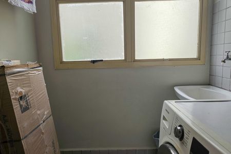 Apartamento para alugar com 2 quartos, 64m² em Jardim Tres Marias, Guarujá