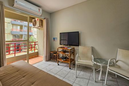Apartamento para alugar com 2 quartos, 64m² em Jardim Tres Marias, Guarujá