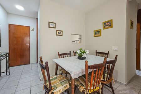 Apartamento para alugar com 2 quartos, 64m² em Jardim Tres Marias, Guarujá