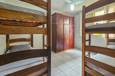 Apartamento para alugar com 2 quartos, 64m² em Jardim Tres Marias, Guarujá