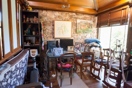 Casa de condomínio à venda com 200m², 3 quartos e 4 vagas Casa de condomínio à venda com 200m², 3 quartos e 4 vagasquarto 1