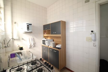 Apartamento à venda com 65m², 2 quartos e 1 vagaCozinha