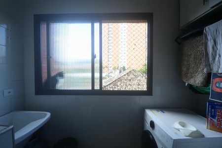 Área de Serviço de apartamento para alugar com 2 quartos, 59m² em Parque Enseada, Guarujá