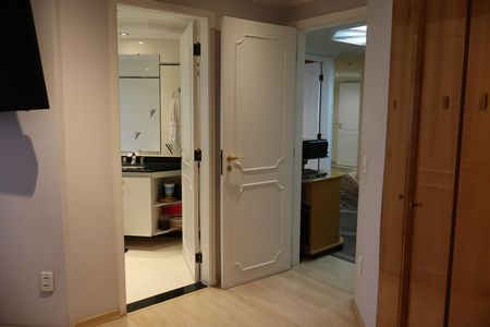 Apartamento à venda com 250m², 4 quartos e 4 vagasSuíte 02