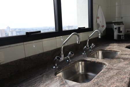Apartamento à venda com 250m², 4 quartos e 4 vagasCozinha 