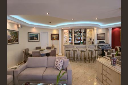 Apartamento à venda com 250m², 4 quartos e 4 vagasSala 