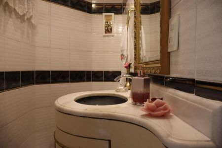 Apartamento à venda com 250m², 4 quartos e 4 vagasLavabo 