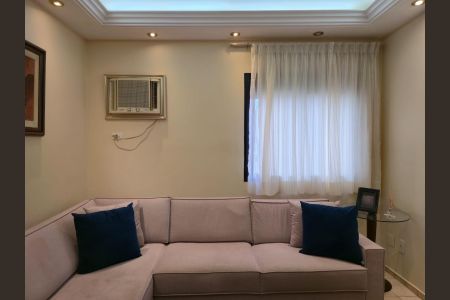 Apartamento à venda com 250m², 4 quartos e 4 vagasSala de TV