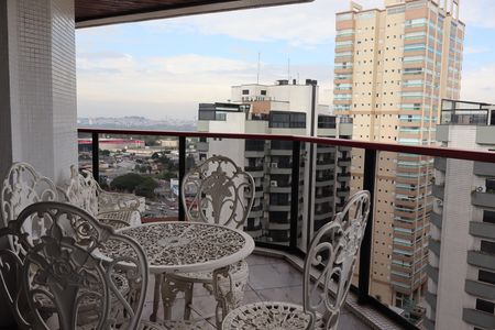 Apartamento à venda com 250m², 4 quartos e 4 vagasVaranda da Sala