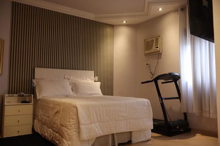 Apartamento à venda com 250m², 4 quartos e 4 vagasSuíte 02