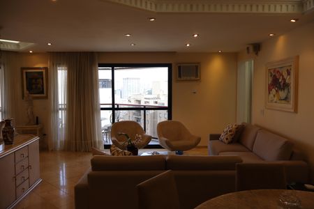 Apartamento à venda com 250m², 4 quartos e 4 vagasSala 