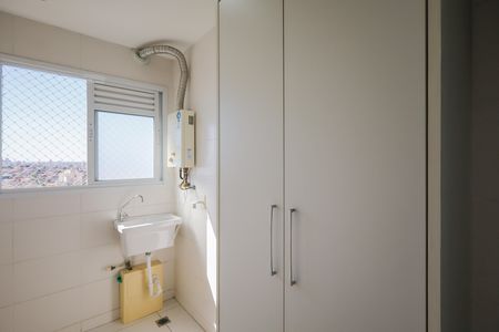Área de Serviço de apartamento para alugar com 2 quartos, 61m² em Campininha, São Paulo