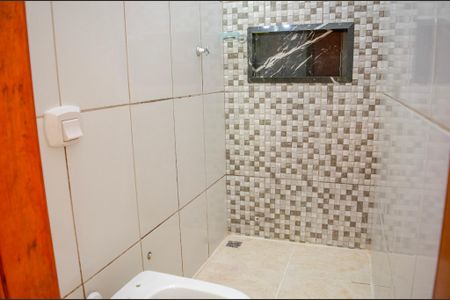 Banheiro de casa à venda com 2 quartos, 130m² em Setor Estrela Dalva, Goiânia