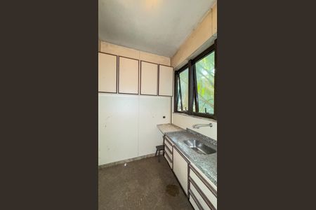 Casa à venda com 4 quartos, 2154m² em Chácara Flora, São Paulo