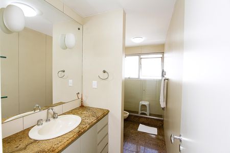 Apartamento à venda com 517m², 4 quartos e 4 vagasBanheiro Social