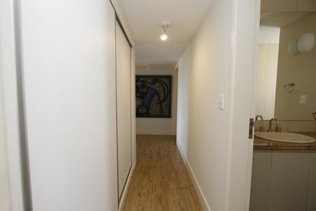 Apartamento à venda com 517m², 4 quartos e 4 vagasCorredor