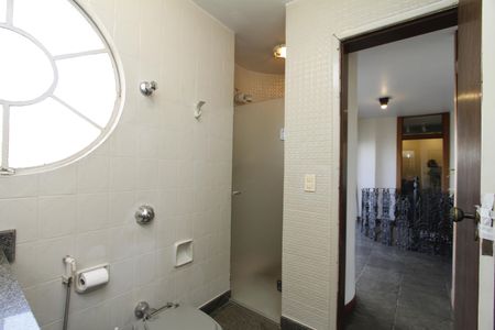 Apartamento à venda com 517m², 4 quartos e 4 vagasBanheiro do Quarto 4