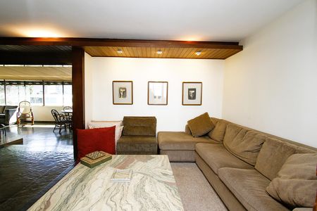 Apartamento à venda com 517m², 4 quartos e 4 vagasCobertura