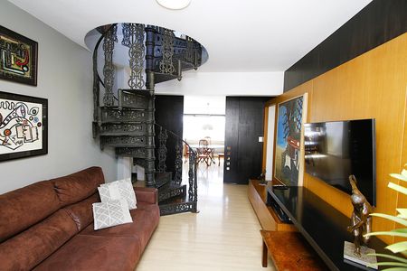 Apartamento à venda com 517m², 4 quartos e 4 vagasSala de TV