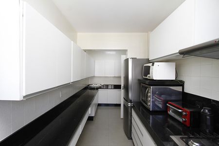 Cozinha de apartamento à venda com 4 quartos, 517m² em Santa Lúcia, Belo Horizonte