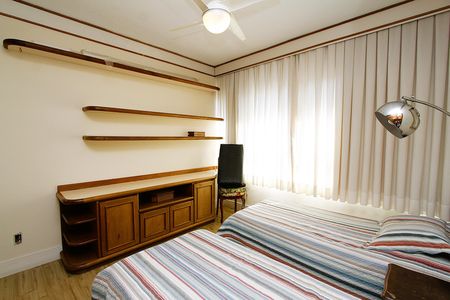 Apartamento à venda com 517m², 4 quartos e 4 vagasQuarto 2