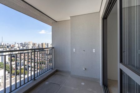Studio à venda com 27m², 1 quarto e sem vaga Studio à venda com 27m², 1 quarto e sem vagaVaranda