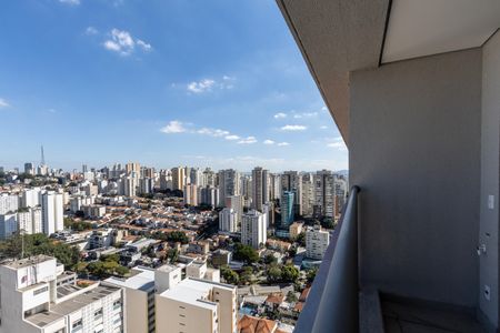 Studio à venda com 27m², 1 quarto e sem vaga Studio à venda com 27m², 1 quarto e sem vagaVaranda