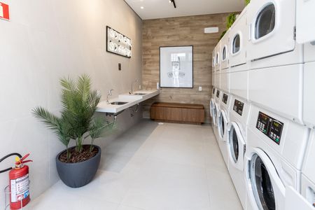 Studio à venda com 27m², 1 quarto e sem vaga Studio à venda com 27m², 1 quarto e sem vagaLavanderia