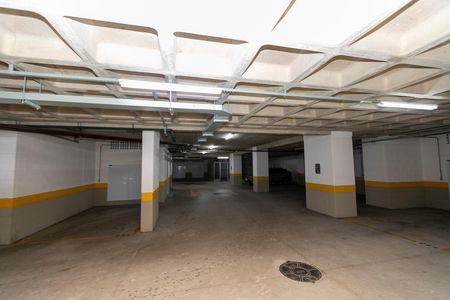 GARAGEM de apartamento para alugar com 1 quarto, 50m² em Centro, Campinas
