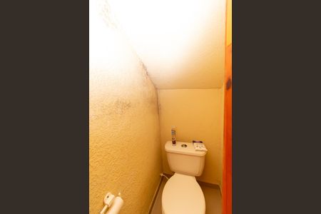 Lavabo de casa de condomínio para alugar com 3 quartos, 80m² em Vila Lucia, São Paulo
