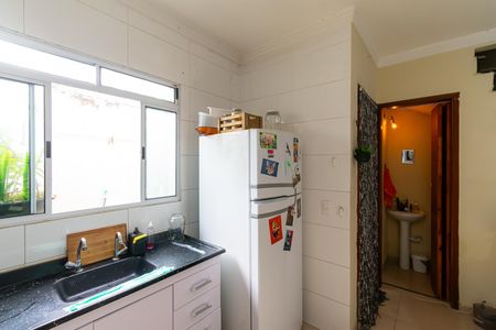 Cozinha de casa de condomínio para alugar com 3 quartos, 80m² em Vila Lucia, São Paulo
