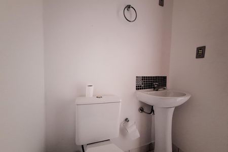 Casa para alugar com 80m², 2 quartos e 2 vagas Casa para alugar com 80m², 2 quartos e 2 vagasLavabo