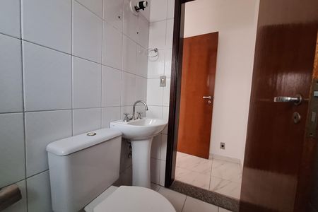 Casa para alugar com 80m², 2 quartos e 2 vagas Casa para alugar com 80m², 2 quartos e 2 vagasBanheiro da Suíte 1
