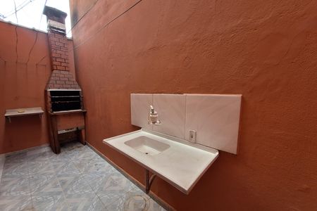 Área externa de casa para alugar com 2 quartos, 80m² em Vila Curuçá, Santo André