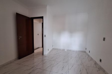 Casa para alugar com 80m², 2 quartos e 2 vagas Casa para alugar com 80m², 2 quartos e 2 vagasSuíte 2