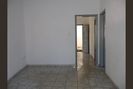 Sala de casa para alugar com 2 quartos, 70m² em Jardim Santa Adelia, São Paulo