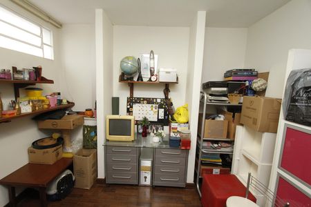 Casa à venda com 291m², 5 quartos e 8 vagasDCE