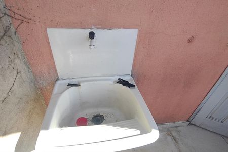 Casa para alugar com 40m², 1 quarto e sem vaga Casa para alugar com 40m², 1 quarto e sem vagaÁrea de Serviço