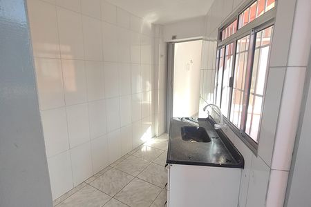 Cozinha de casa para alugar com 1 quarto, 40m² em Santa Maria, São Caetano do Sul