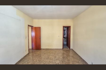 Casa à venda com 3 quartos, 170m² em Coelho Neto, Rio de Janeiro