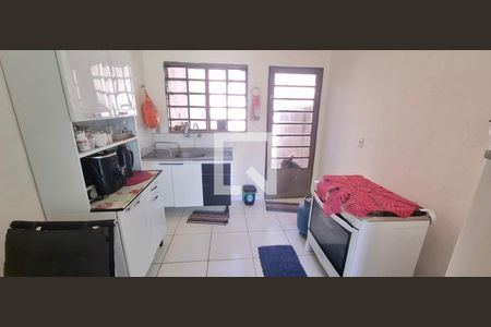 Casa para alugar com 90m², 2 quartos e 3 vagas Casa para alugar com 90m², 2 quartos e 3 vagasSala/cozinha