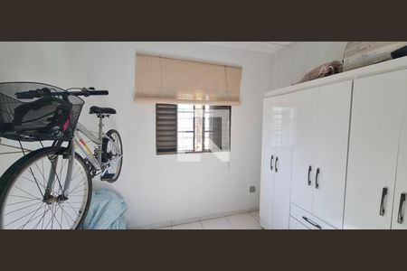 Casa para alugar com 90m², 2 quartos e 3 vagas Casa para alugar com 90m², 2 quartos e 3 vagasQuarto