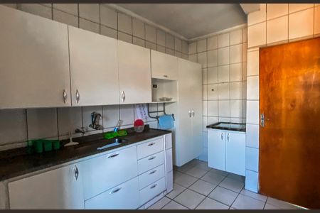 Casa para alugar com 415m², 3 quartos e sem vaga
